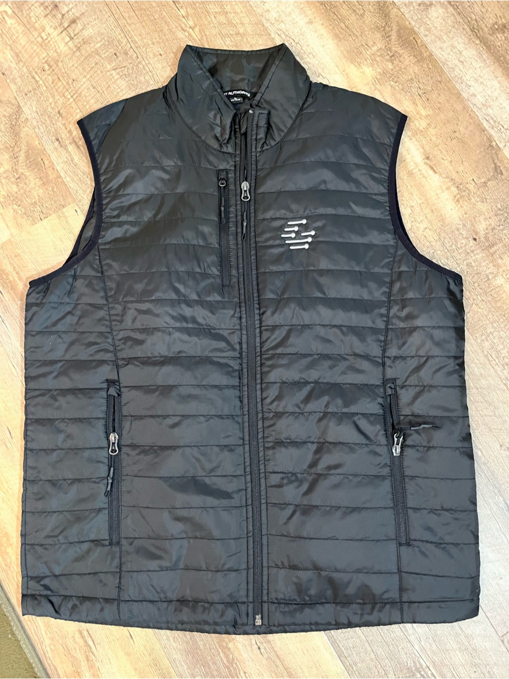 Men's Black Quilted Insulated Vest - Performance Outerwear size Large